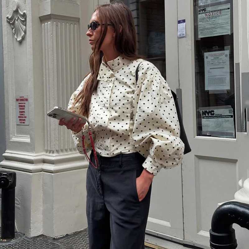 TARUXY Fashion Polka Dot Print Jacket Coat Womens Stand Collar Long Sleeved Workwear Coat Ins Hot Short Casual Female JacketsT260328