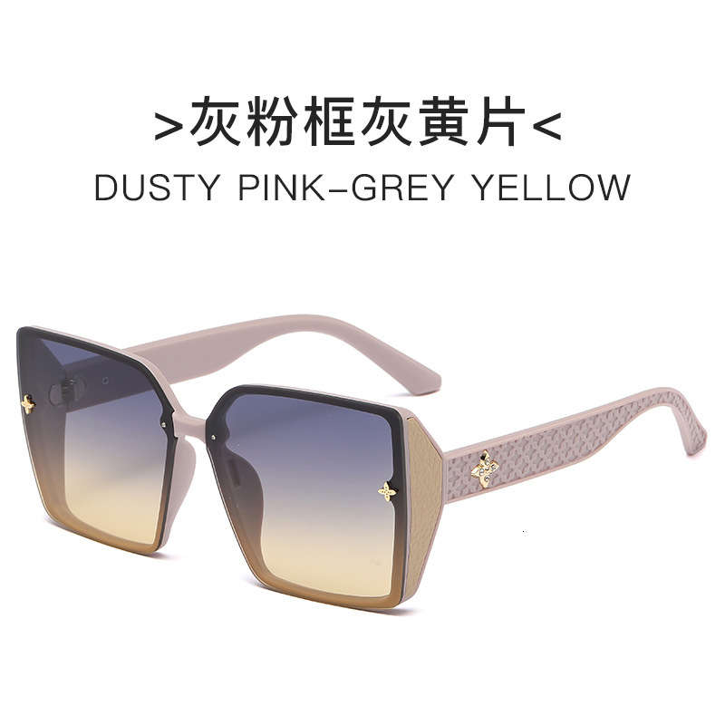 Luxury Brand Designer Sunglasses Four-Leaf Clover Luxury Shiny Sunglasses For Women, Trendy Tiktok Style, Large Frame Sunglasses, Fashionable Light Lu