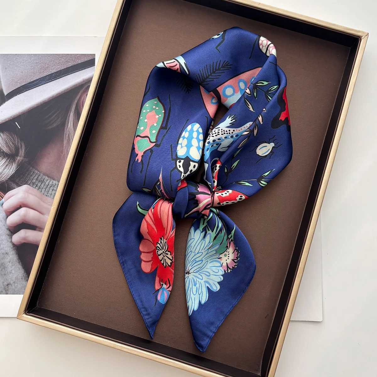 Wen Foard Square Scarf Silk Imitation Floral Print Neckerchief Bandana Foard Lady Shawl Scarves Wrap Hair Band Ties X260328