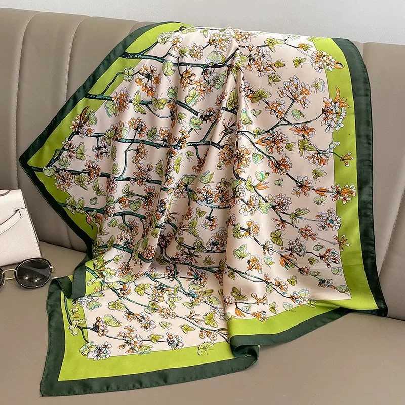 70cm Green Floral Butterfly Scarf Womens Imitation Silk Fresh and Versatile Thin Silk Scarveshigh-end Headscarf Neck Scarf Z260330