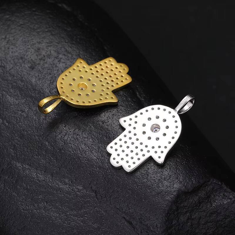 Hot Sale Fashion Hip Hop Iced Out 925 Sterling Silver Moissanite Hamsa Hand Pendant Necklace for Men and Women