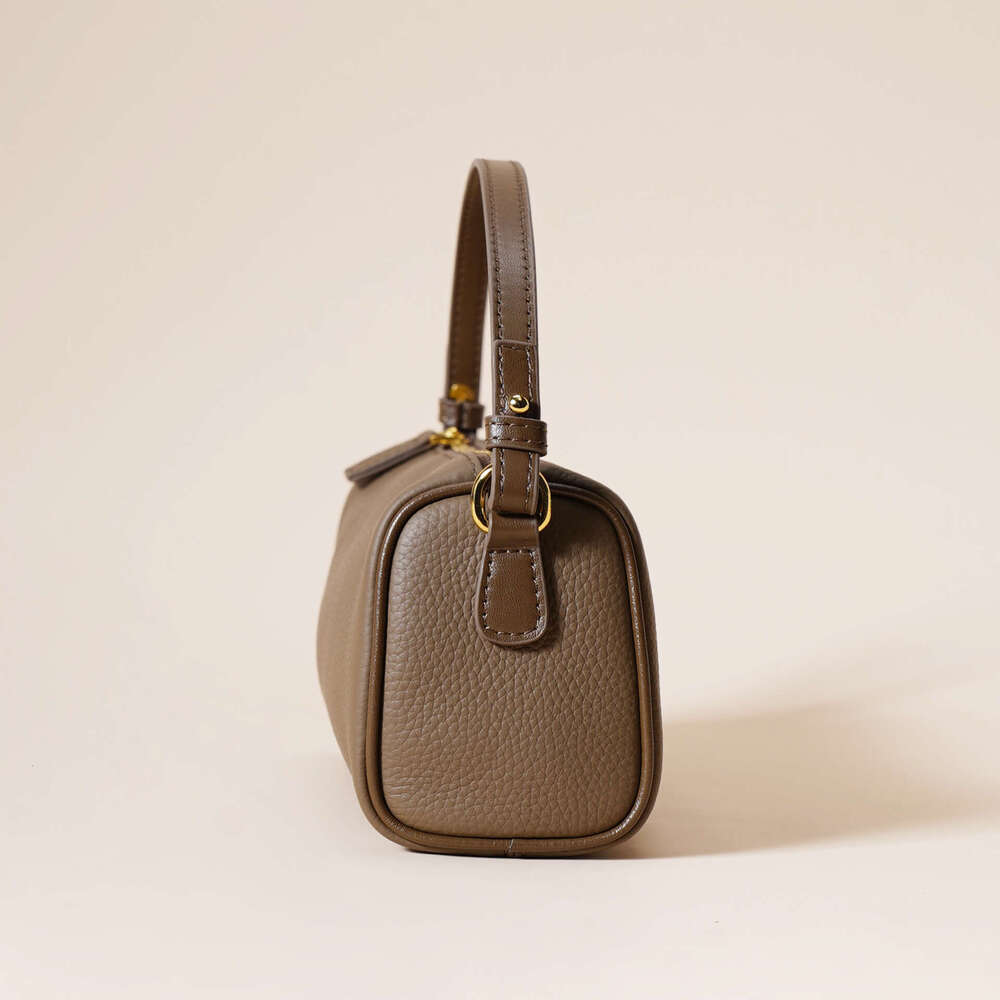Womens bag Purse Designer Bag Shoulder Fashion Handbag Leather Crossbody Tote Large Capacity Handbags Retro White Bags Mini High Quality Purses Black
