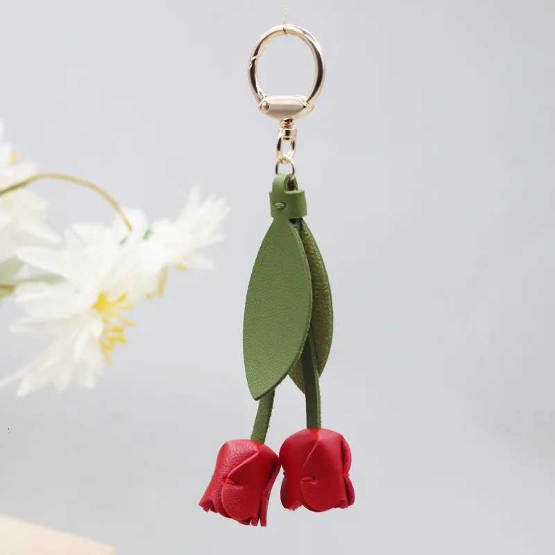 Popular Flower Shaped Pendant PU Leather Metal Accessories Bag Pendant Keychain for women Gift Flower Bag Charm Z260330