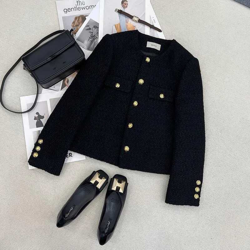 Black Tweed Jackets Womens Korean Fashion Metal Buckle Design Short Coats Woman Autumn Winter Single Breasted O-Neck OuterwearT260328