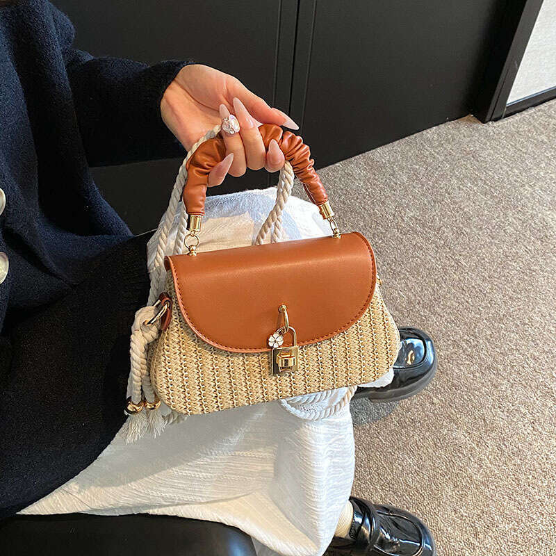 Fashionable Hand-Woven Small Square Bag, Casual Straw PU Patchwork Handbag, Trendy Shoulder And Crossbody Bag Evergwish