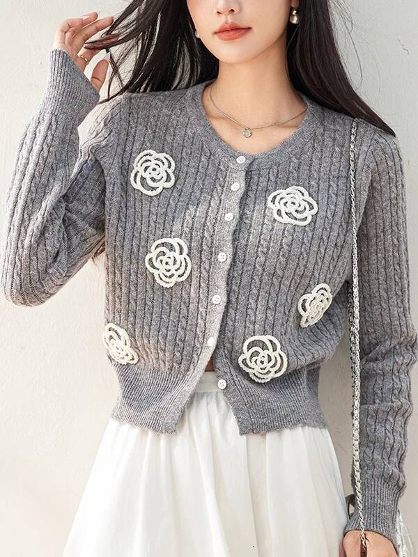 Handmade Woolen Tea Rose Casual Sweater Cardigan Women's Spring Autumn New Sle Small Fraance Knitted Top Ladylike Commute...