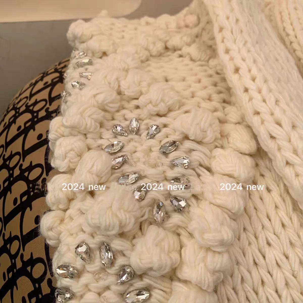 Handmade Bubble Diamond Embellished Cardigan Crochet Flower Chunky Knit Sweater 3D Floral Details Button-Up Knitwear Coat 260327