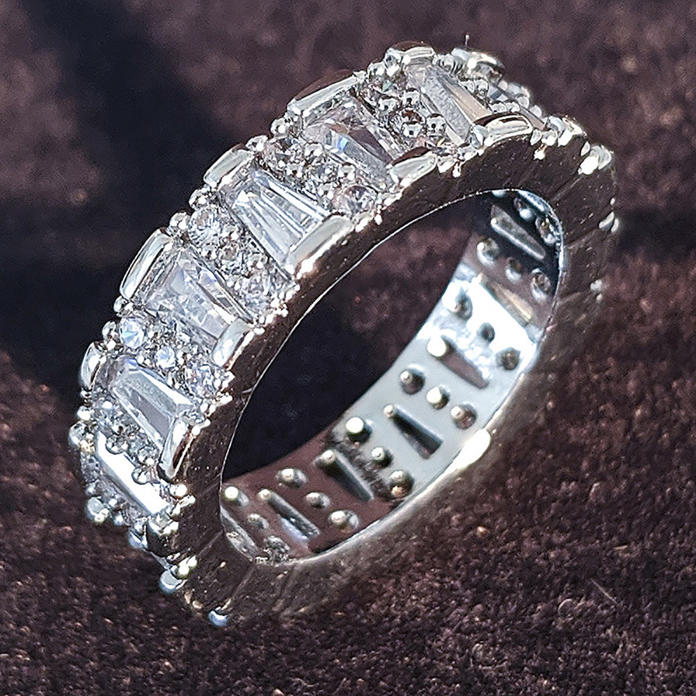 Designer Luxurious New Style European High-end Quality Aaa-grade Full Diamond Irregular-shaped Zirconia Ring For Women
