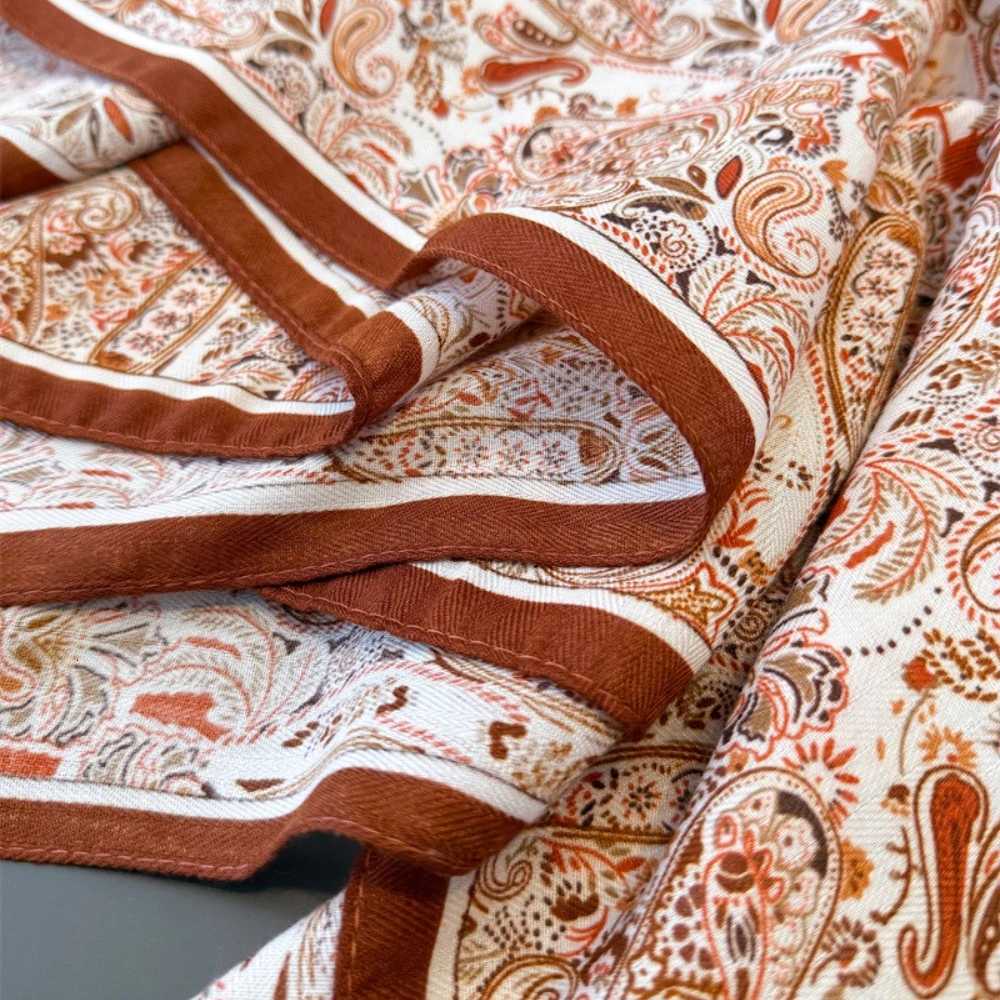 6565cm Square Scarfs Paisley Print Cotton Feel scarf Spring Autumn Warm Scarves Wen Decoration Soft Foard Bandana Wraps X260328