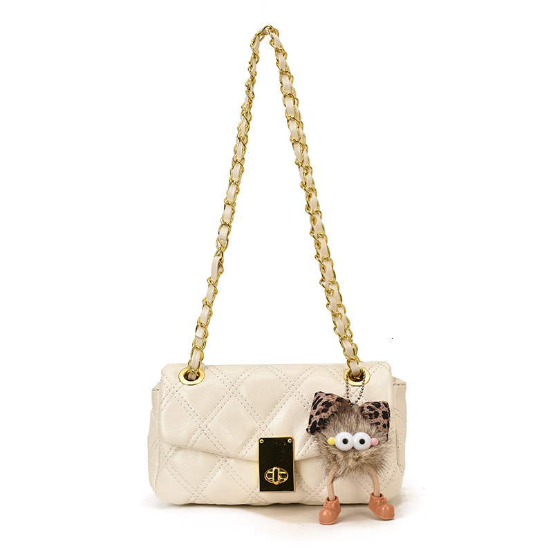 Waxed leather quilted for women, 2026 new model, vintage texture small square bag, winter high-end chain crossbody bag