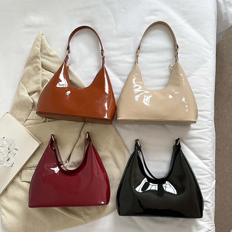 Free Shipping High Value Cross-Border Casual Glossy Underarm for Women 2026 New Patent Leather Fashion Light Luxury Shoulder Handbag Baguette Bag