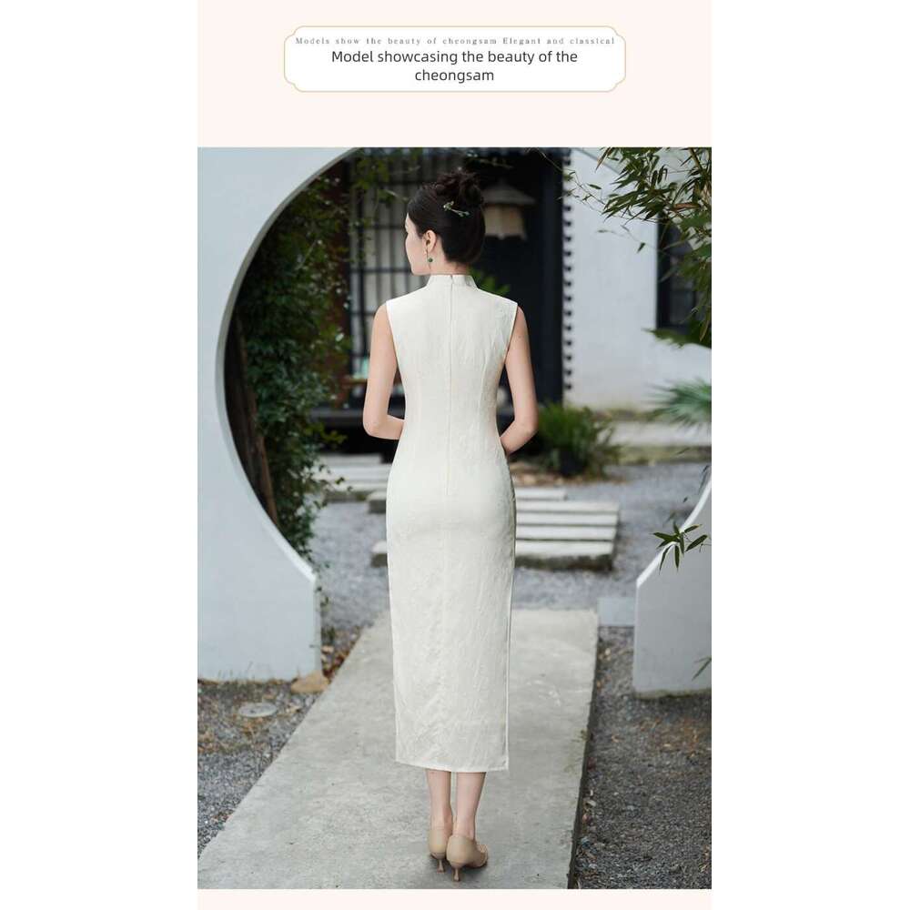 Retro-Style White Stand-Collar Cheongsam Slit, Sleeveless, Refined Elegant, With A Touch Of High-End Luxury Unique Chinese Charm Qipao Hanfu Silk