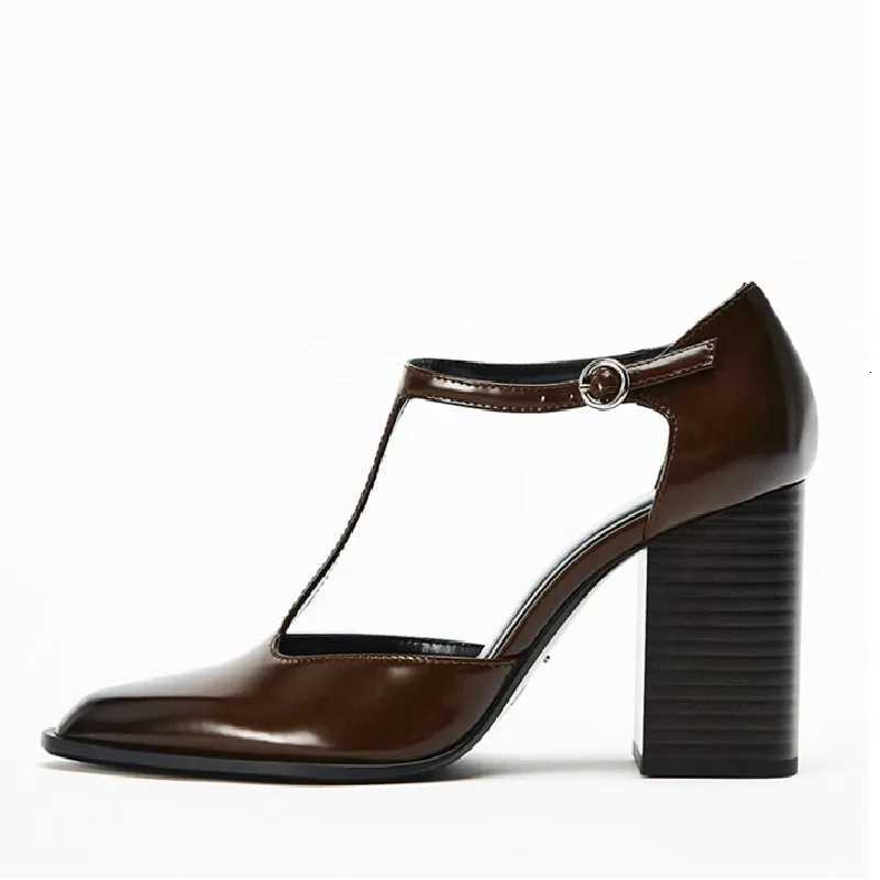 Retro T-strap Design Mary Jane Shoes Women Brown Patent Leather Ankle Strap Buckle Heels Elegant Pointed Toe Chunky Heel Sandals Z260330