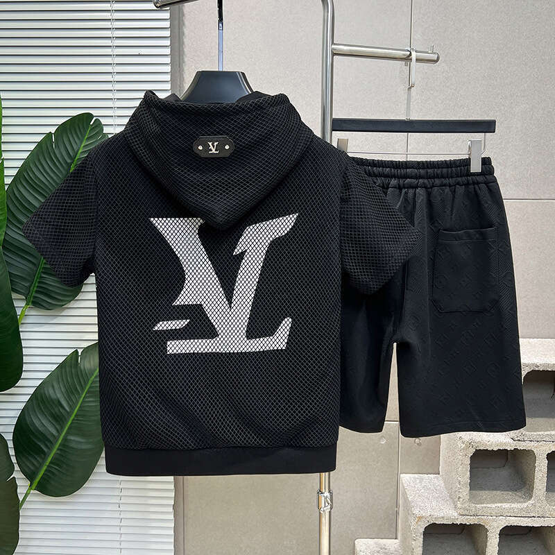 luxury Summer New Hooded Trendy Short Casual Loose High-end Fashion Versatile Light Luxury Half Sleeve T-shirt