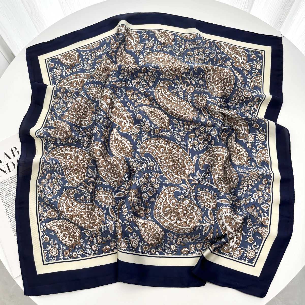 Luxury Design 70cm Satin Square Print Scarf Wen Scarves Bandana Hijab Neckerchief Shawl Kerchief Hair Band Foard Lady X260328