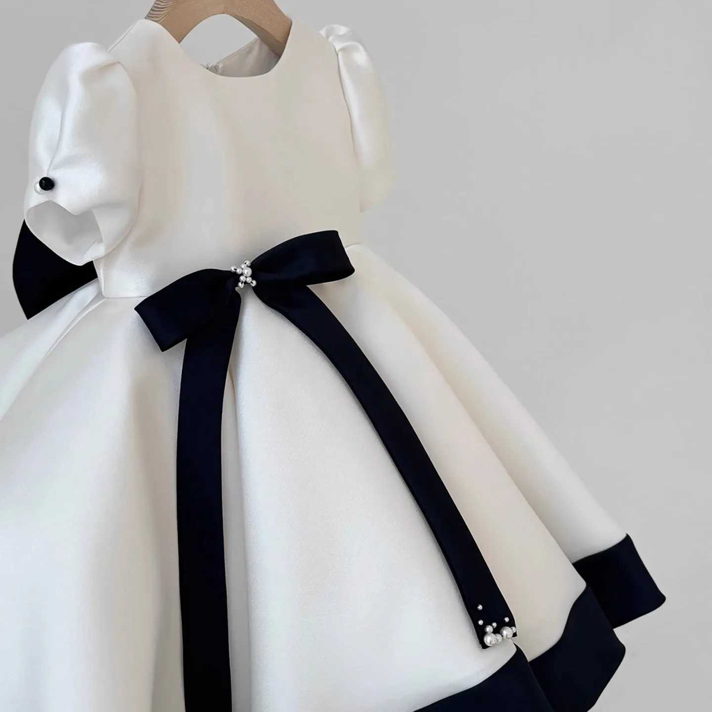 2025 New Baby Girl Dress Birthday Party Fashion Flower Girl Princess Dress Black and White Patchwork Bow DressT260330
