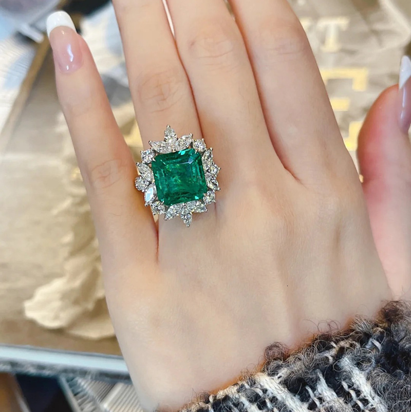 Jewlery Designer For Women Brilliant Gemstone Ins High-Grade Green Cubic Zirconia Full-Diamond Ring Micro-Inlaid Versatile And Elegant Index Finger Je