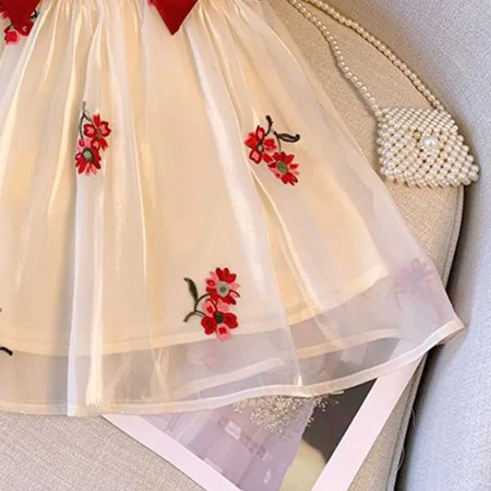 Girl Clothes Bow Dress Princess Dress For Girls First Birthday Gift Kids Party Dress Luxury costume Embroidered Tulle SkirtT260330