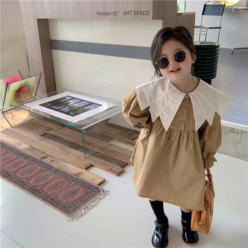 Girl Dress Spring 2024 New Retro Van Doll Pointed Collar Girls Dress Long Sleeve Khaki Princess Dress Sweet Casual DressT260330
