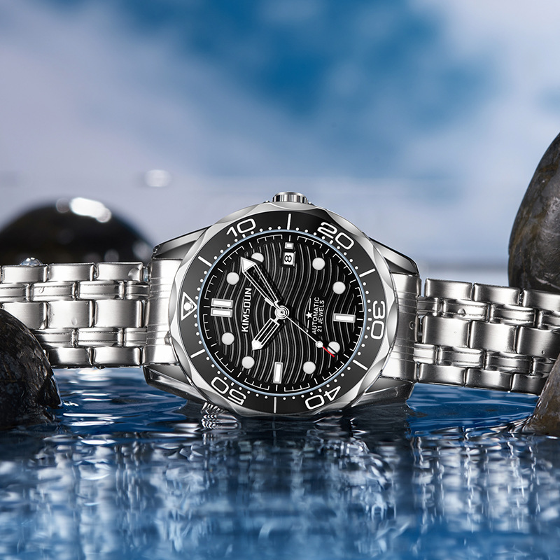 Watches Men Designer Diamond Retro Sports Modern Horloge Swimming Reloj Hombre Homme Montre De Luxe