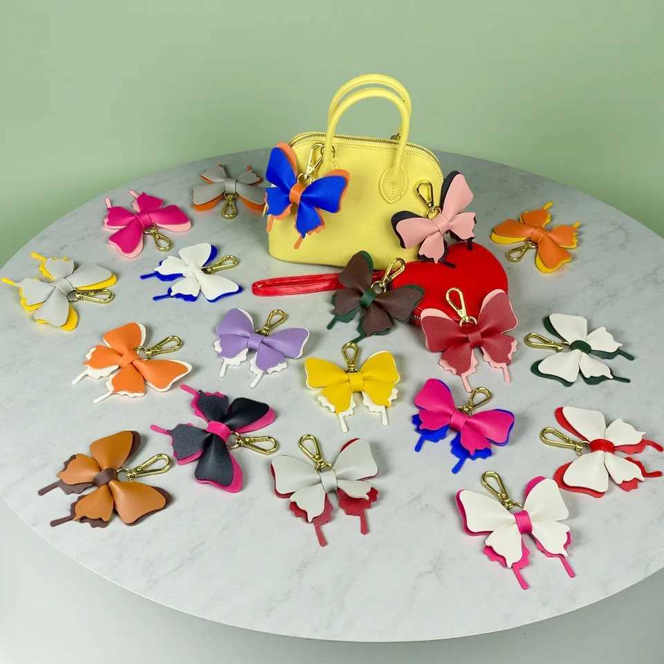 Elegant Leather Butterfly Charm for Bag PU Detachable Keyring Accessory Color-matching Creative Fashion 3D Z260330