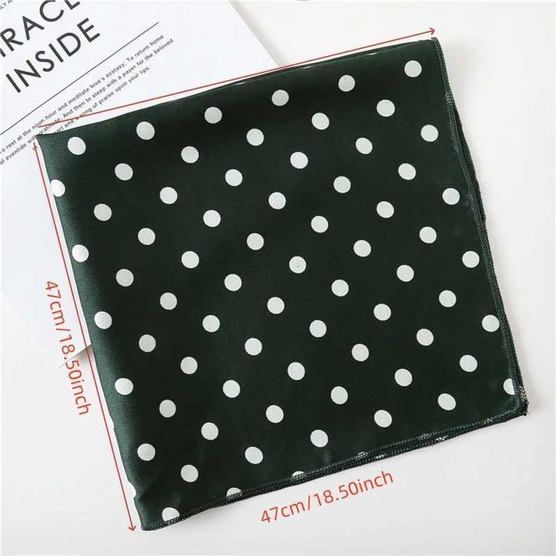 New Square Silk Scarf Wen Fashion Print Small Neck Scarfs Off Lady Hair Band Foard Hand Kerchief Fem Bandana Shawl X260328