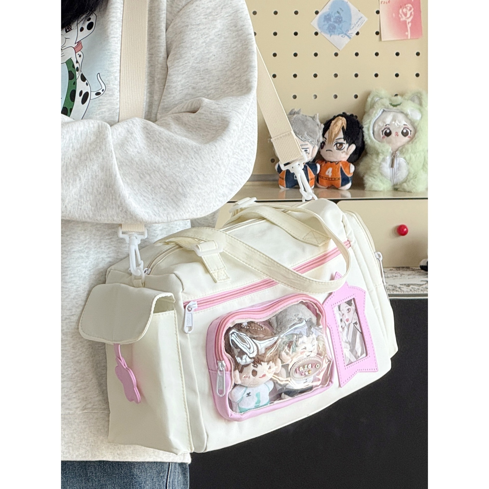 2025 New Model "Social Animal" Large Capacity Bag for Daily Commuting, Versatile Nylon Tote Bag, Student Crossbody Handbag