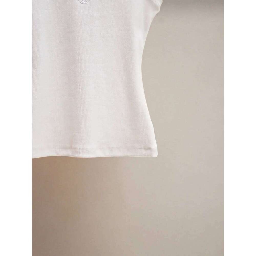 White Women's Embroidery Casual Slim Fit Knitted Camisole Top 2025 Summer New Mdng260330