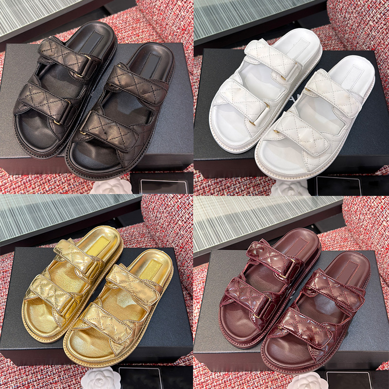 Designer New Vacation Flat Slippers Womens Luxury Brand Velcro Sandals Ladies Summer Outdoor Travel Sandals Genuine Leather Outsole Sizes 35 42