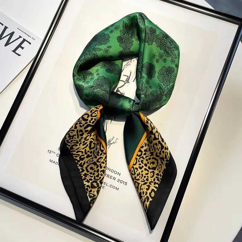 Red Small Square Scarf Wens Silk Scarf 70cm Letter Printed Scarf Square Shoder Scarf Wholes scarf Hair Accessories X260328