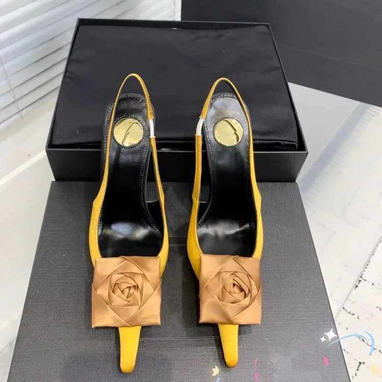 Pointed Toe Stunning High Heels for Women Thin Heel Satin Flower Slip-On Sandals Summer Outdoor Wear 2026 Hot Style Z260330