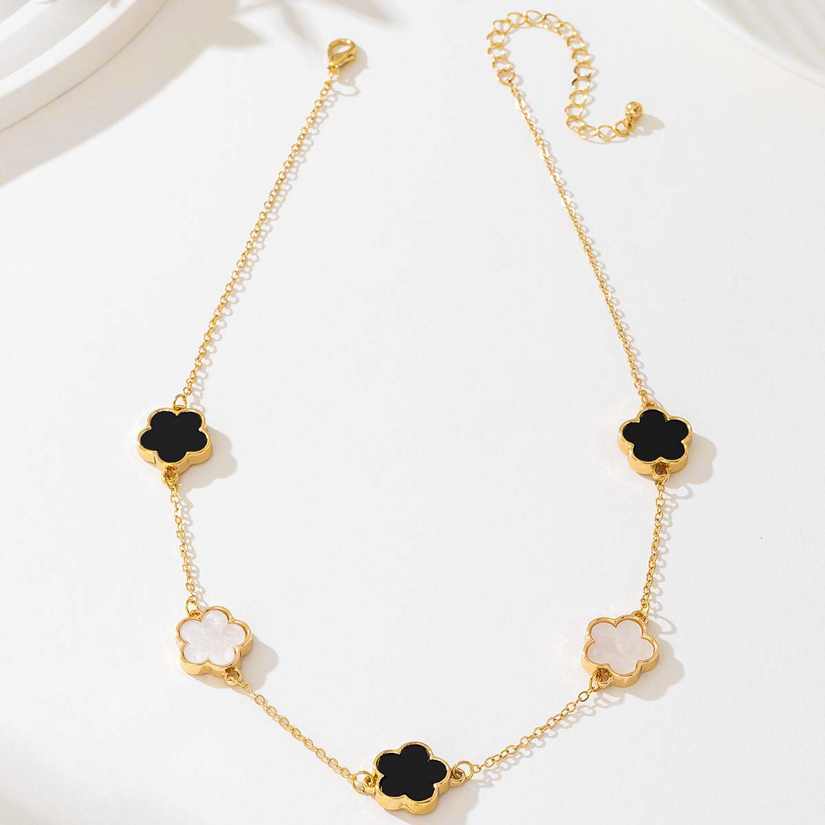 Designer Luxury 2-piece Fashion Simple And Versatile Metal Spliced Chain Clover Leaf Women's Bracelet Necklace Jewelry Set