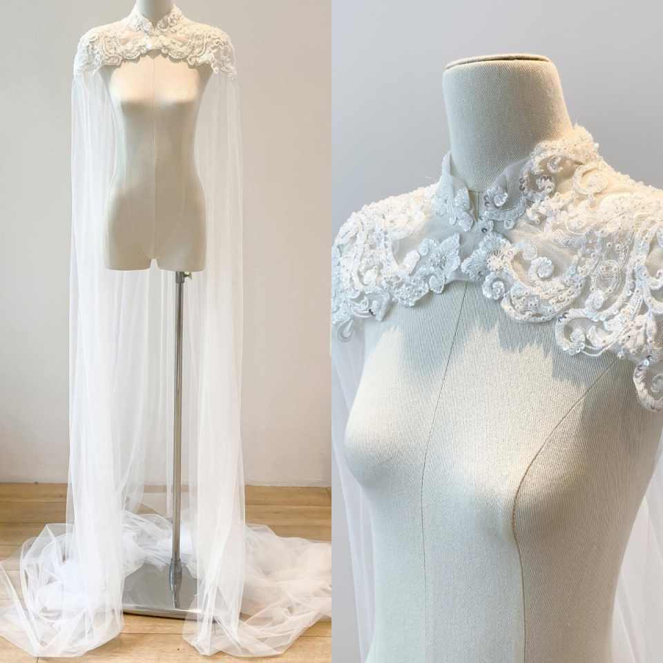 Graceful Lace Appliques Tulle Wedding Cape Women Formal Shawl Long Jacket Evening Party Customized Wedding Accessories