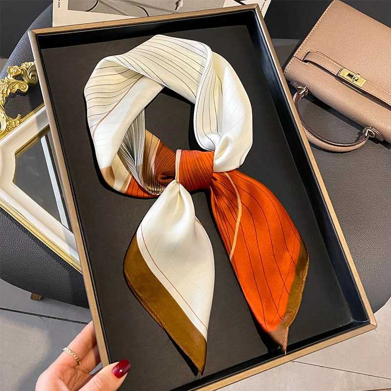 Design Square Scarves Wen Cashew nut flower Luxury scarf Popar Style 70X70CM Beach Kerchief The Four Seasons Silk Hijab X260328