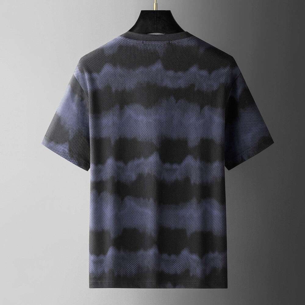 European-style men's high-end pearl embroidered short-sleeve t-shirt, trendy and stylish, breathable, luxury new summer loose-fit half-sleeve