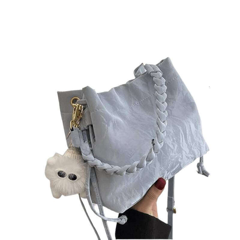 Shoulder Bag Luxury Bag Trendy Niche Bags For Women Versatile Crossbody Bags Fashionable Handbags Outdoor Leisure Large Capacity Bucket Bags Designer 