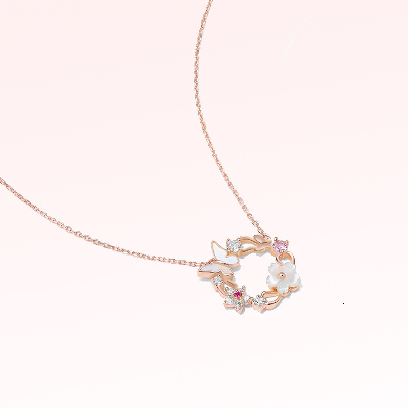 Designer luxury Exquisitely crafted butterfly wreath necklace for women, light luxury, elegant and sophisticated, niche design, -style fashion collarb