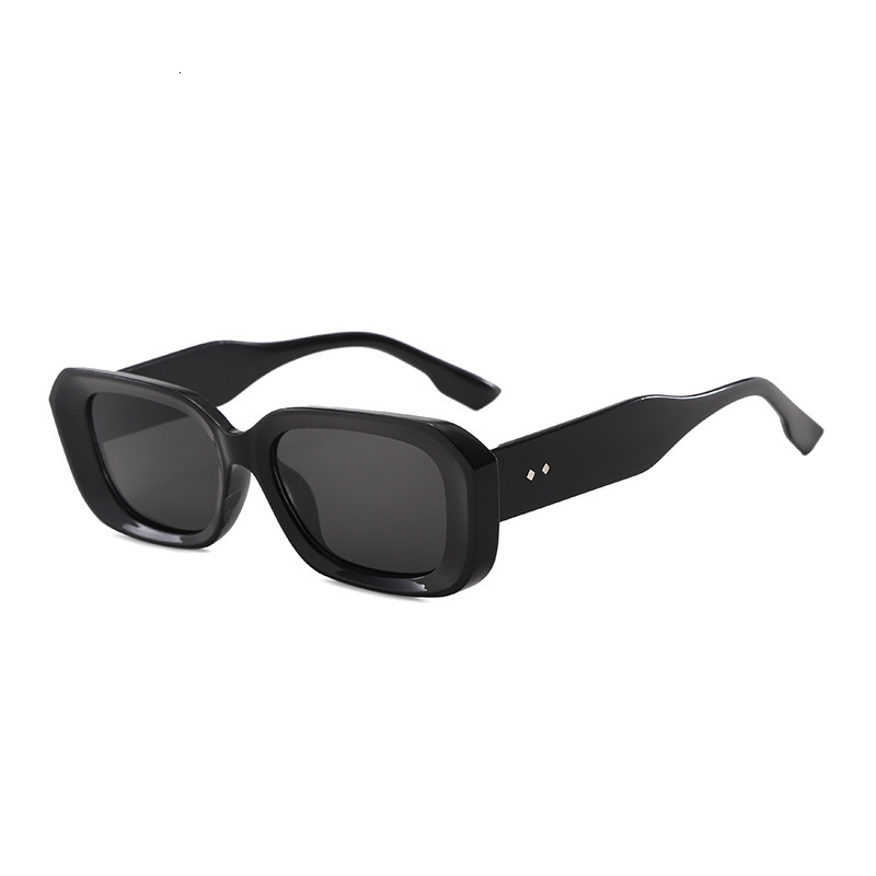 2026 Retro Square Rivet Designer Sunglasses Luxury Brand Fashion Accessories Outdoor Trendy Small Frame Sunscreen Sunglasses Ins Personalized Street S