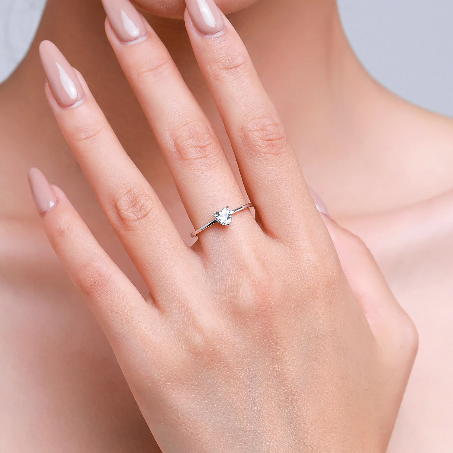 Modian 925 Sterling Silver Simple Love Heart AAAAA Zirconia Sparkling Finger Ring For Women Female Wedding Jewelry 260324
