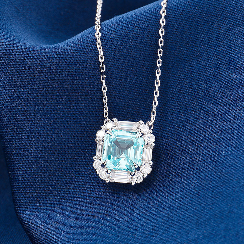 Designer luxury direct K gold pendant necklace for women, niche versatile collarbone necklace