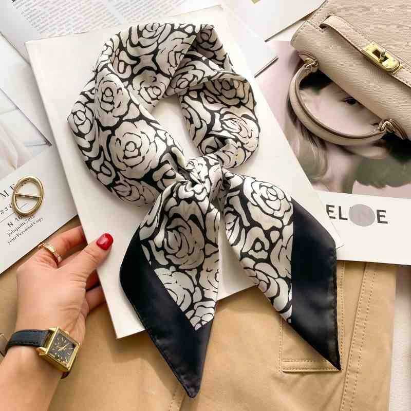70cm Luxury Leopard Print Silk Square Scarf Wen Foard Hairband Hands Bag Ribbon Hijab Neckerchief band Soft Satin X260328