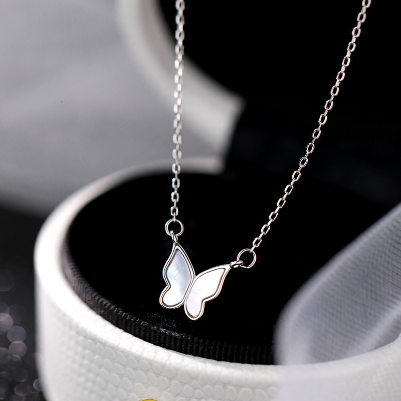 Pearl Butterfly Necklace For & Women Light Luxury Niche Design Sophisticated Collar Necklace Fashion Jewelry Pendant