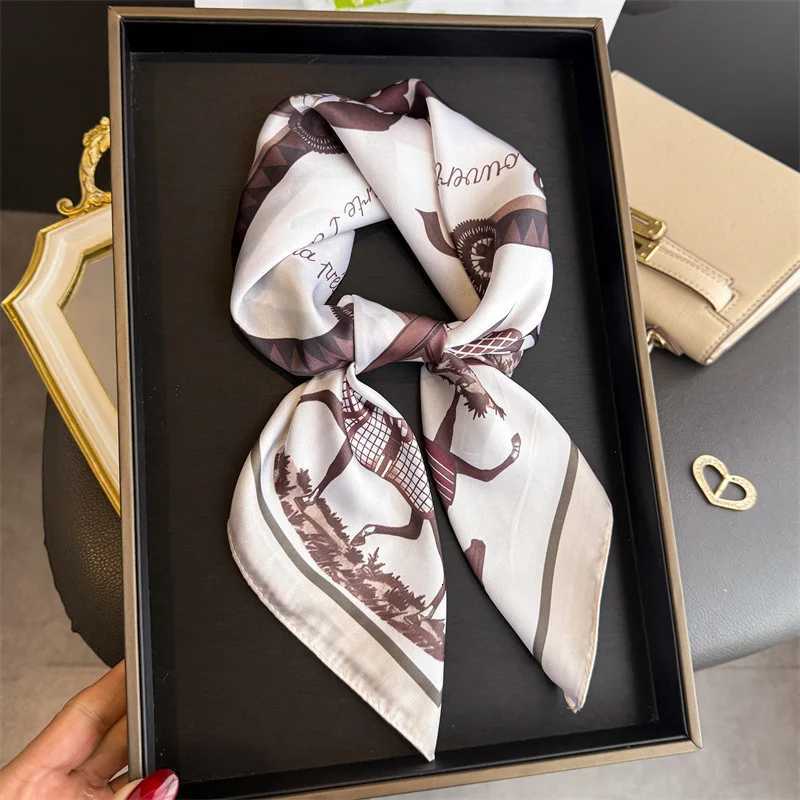 Horse Chain Silk Scarf For Wen Luxury Decorate Scarfs Neckerchief Fem Neck Tie Soft Hijab Foard Hairband For Travel X260328