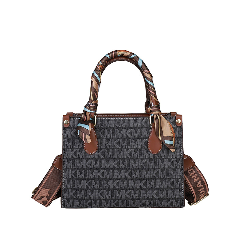 Free shipping Designer bag Plaid tote bag women bag shoulder bag crossbody bag versatile large capacity handbag Advanced black