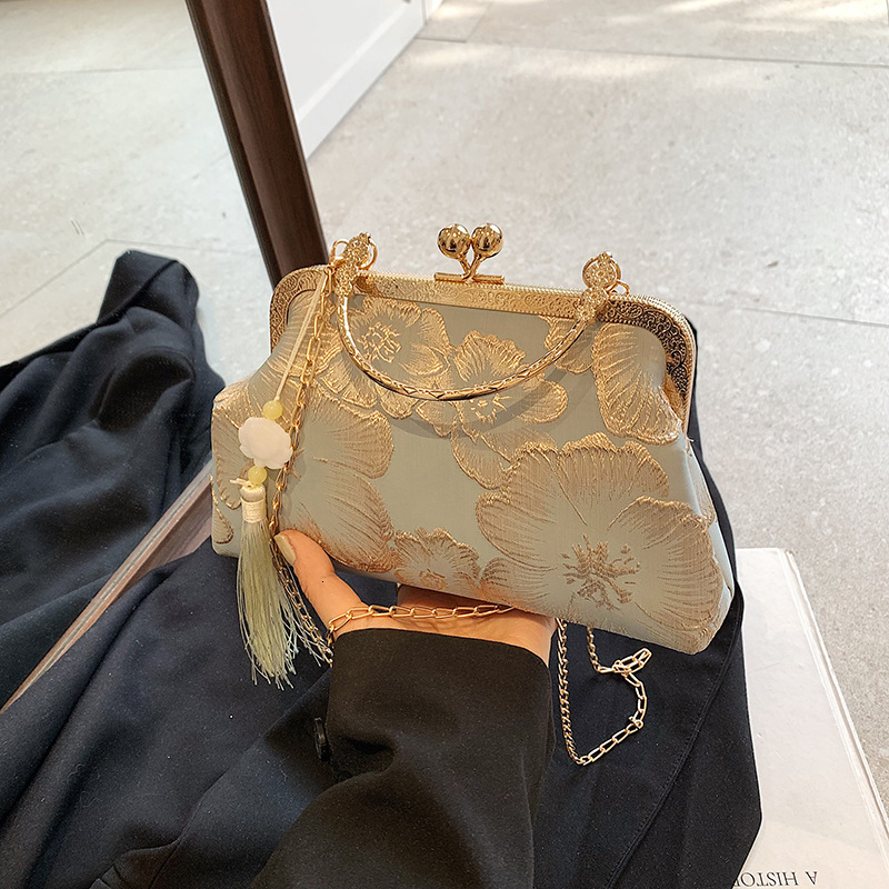 Luxury Brand Fashion Bag 2026 Spring Summer New National Style Cheongsam Lock Chain Small Bag Women Versatile Ladies Trendy Single Shoulder Crossbody 