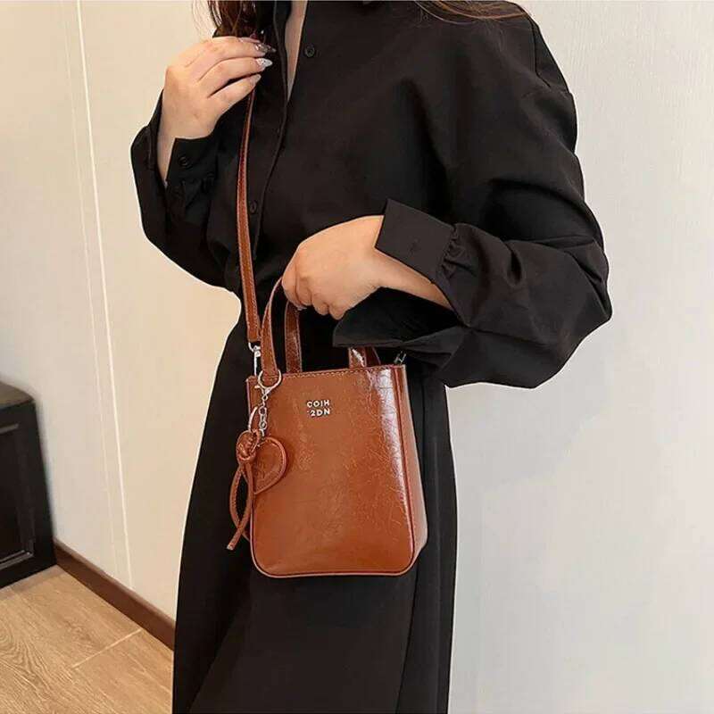 New Trend Korean PU Leather Shoulder Silver Mini Small Square Bag High Quality Purses Women Lady Crossbody Bags Handbag TIANOUDAISHU