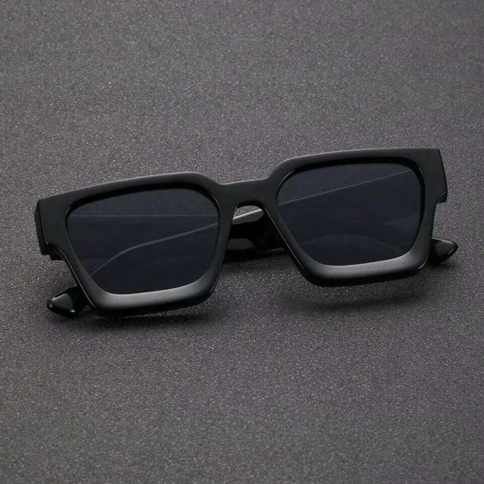 Unisex Plastic Fashion Square Frame Sunglasses For Street Photography And Beach Trips Driving Accessories 26Y0330