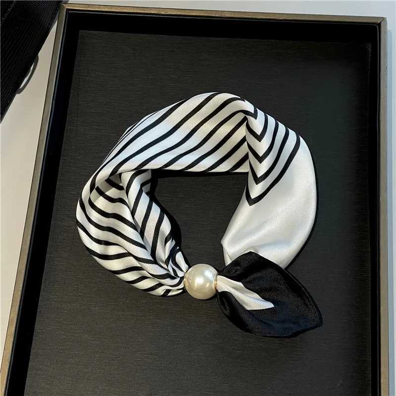 Pearl necklace Magnetic buckle Lazy silk scarf Wens pendant Scarf Clavicle chain Silk scarf X260328