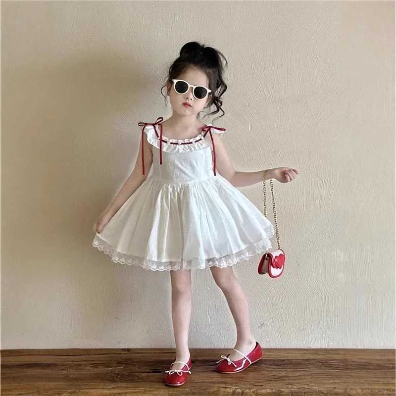 Girls Summer New Style French Ruffled Sleeveless Lace Vest Princess Dress for Children Girls Birthday White DressT260330