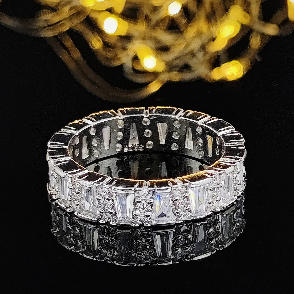 Designer Luxurious New Style European High-end Quality Aaa-grade Full Diamond Irregular-shaped Zirconia Ring For Women
